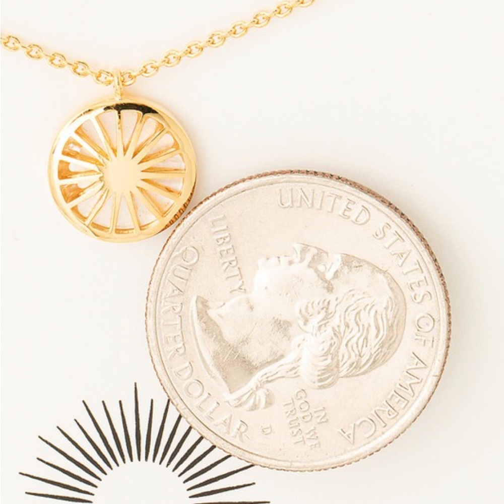18K Gold Sun Circle Pendant Necklace w/ Card - Picture 2 of 2